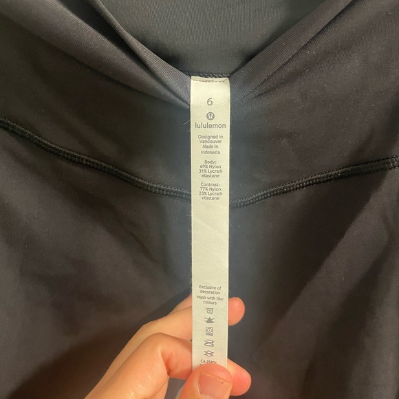 Lululemon speed up leggings size 6 - Picture 2 of 4
